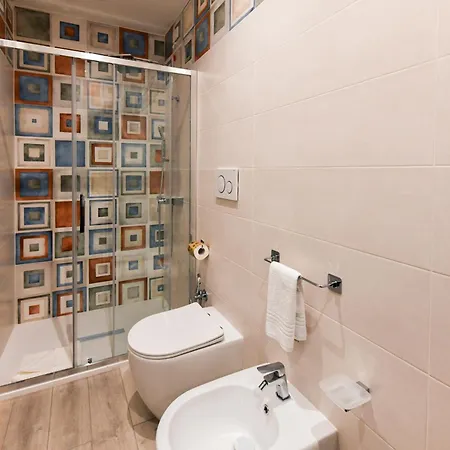 Couette-café Sofia 4*